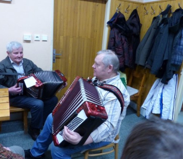 Posezení s harmonikou 14.3.2015