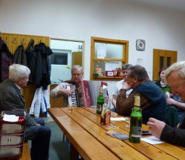 Posezení s harmonikou 14.3.2015