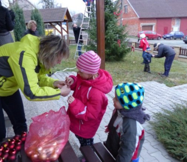 Rozsvícení vánočního stromečku 28.11.2015