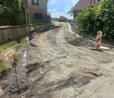 Opravy místních komunikací ve Valu a v Provozi - II.ETAPA