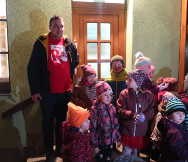 Rozsvícení stromečku,zpívání, čerti 6.12.2025