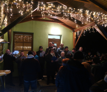 Rozsvícení stromečku,zpívání, čerti 6.12.2025